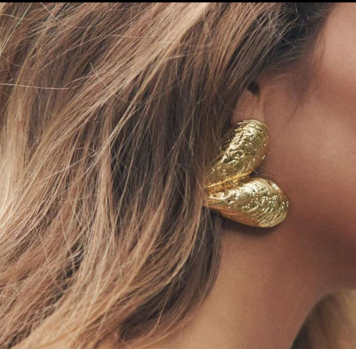 Heart shape textured earrings