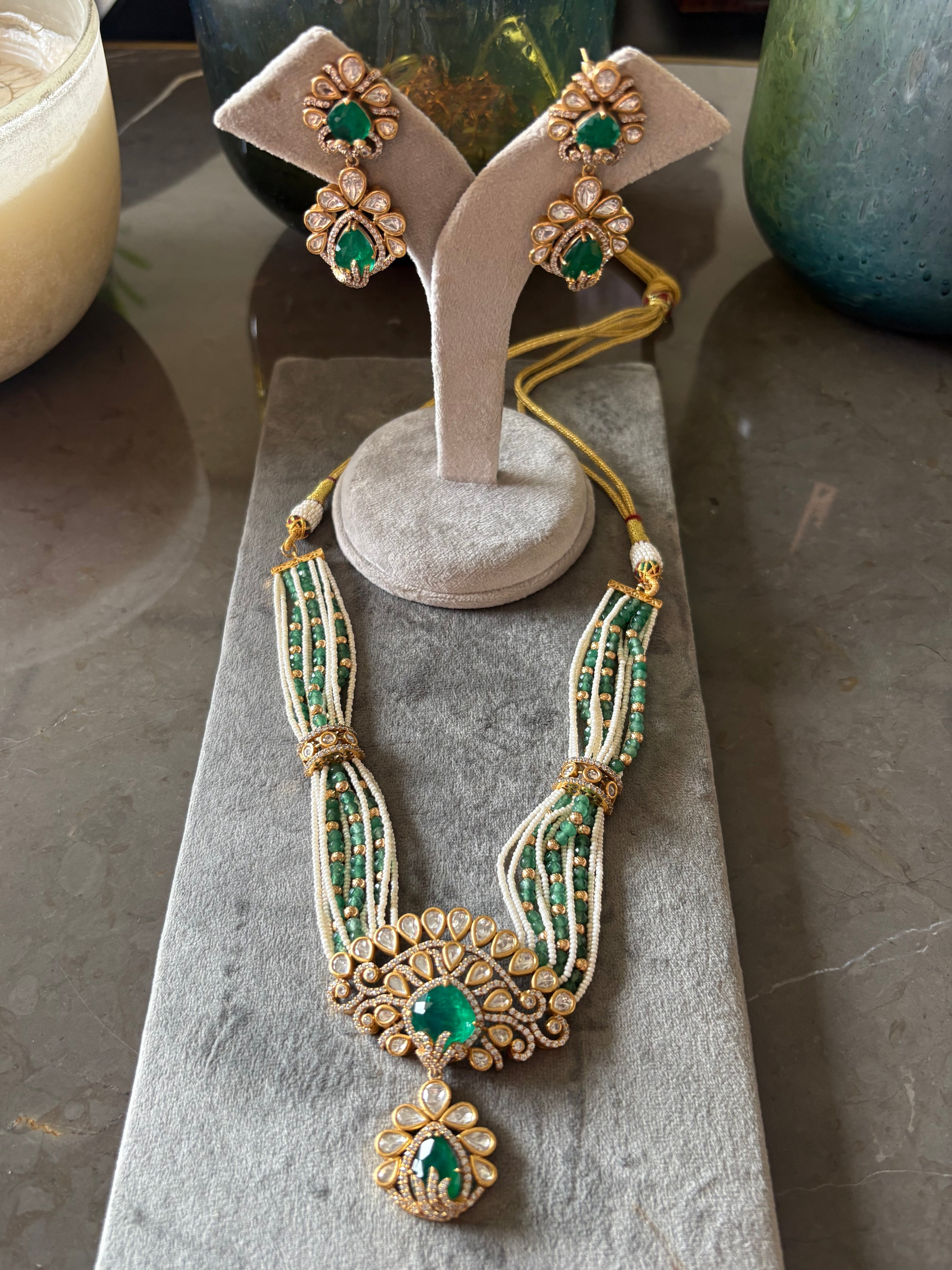 Alara Emerald Polki Set