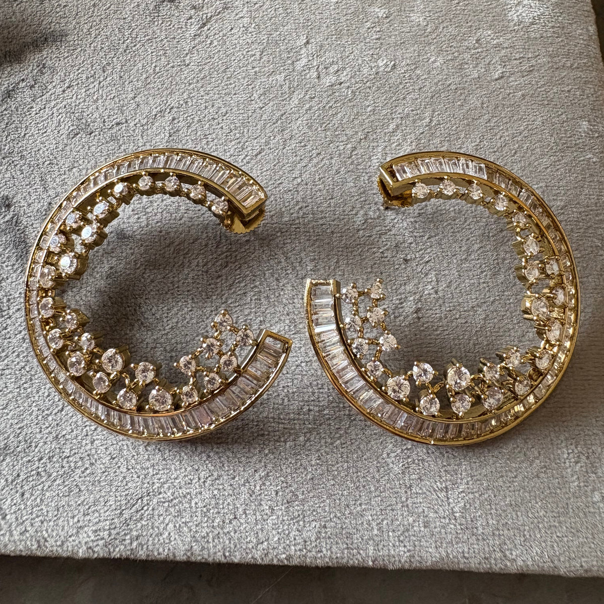 Chaand Festive Studs