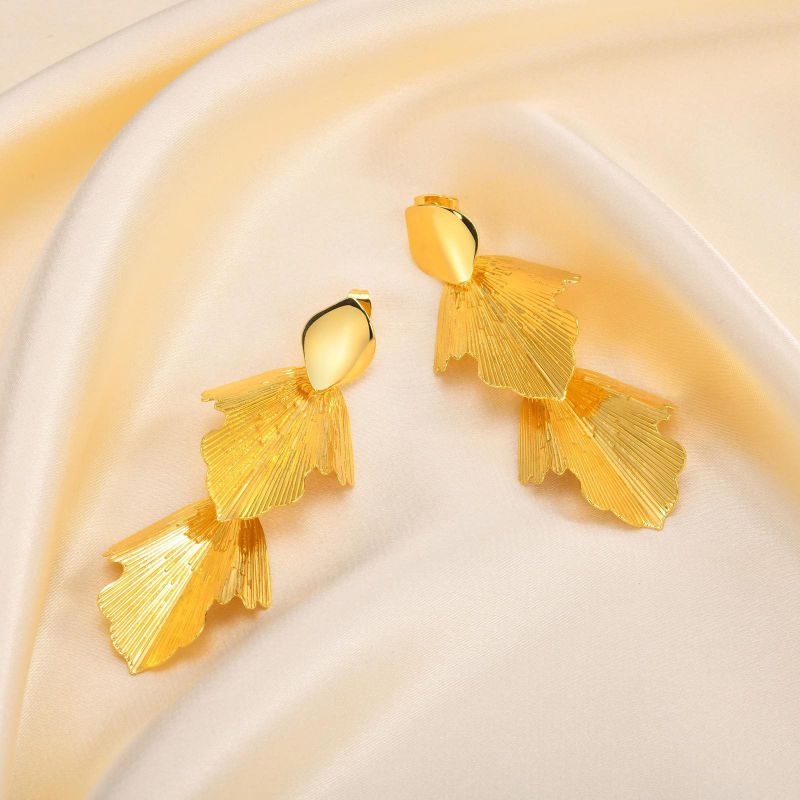 Gold Leaf Earrings