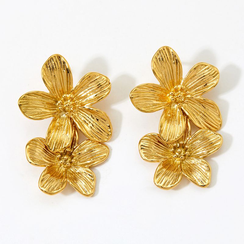 Gold flower drop earrings