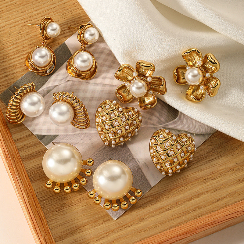 Heart shape gold studs