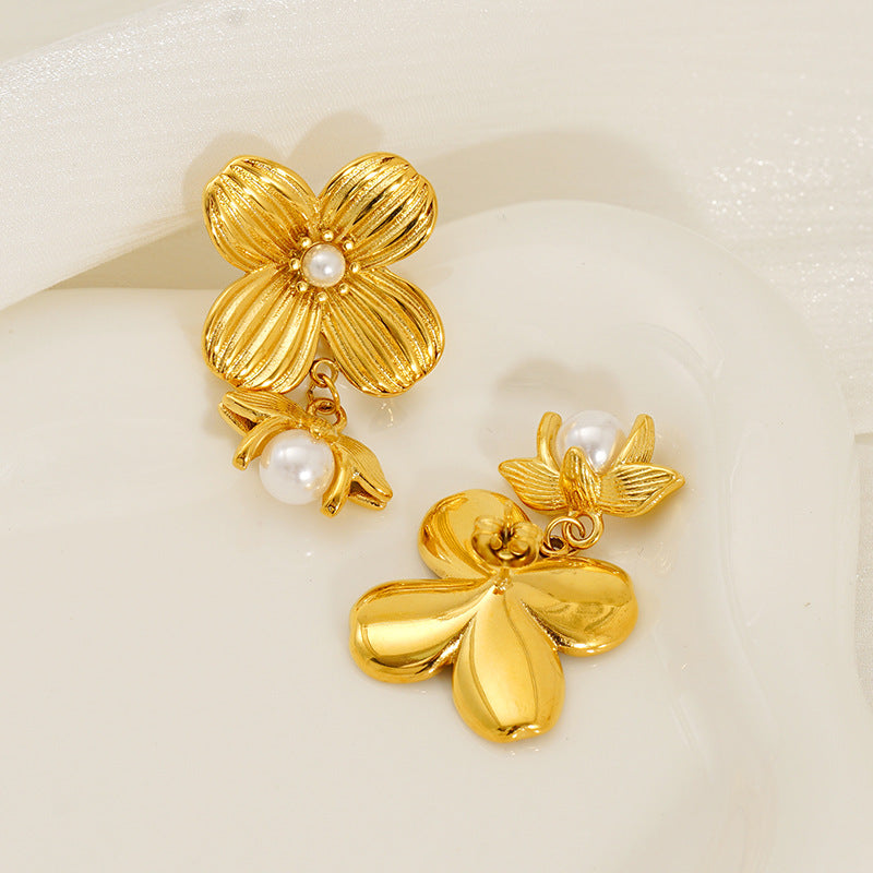 Flower pearl drop gold earrings