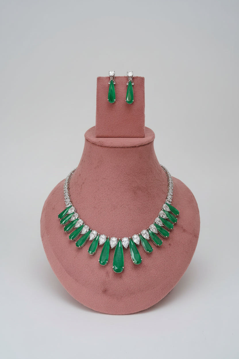 Emerald Opulence Diamond Set