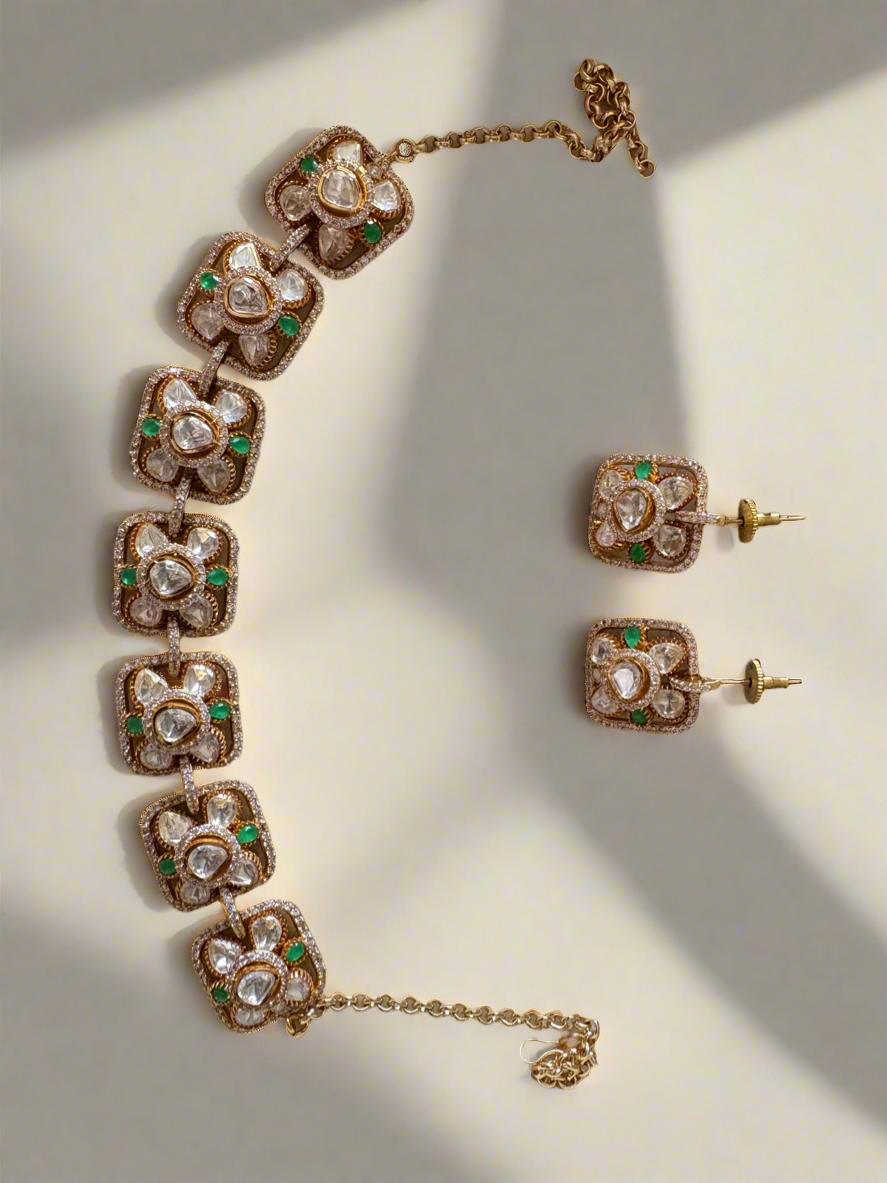 Polki choker set with emerald stone detail