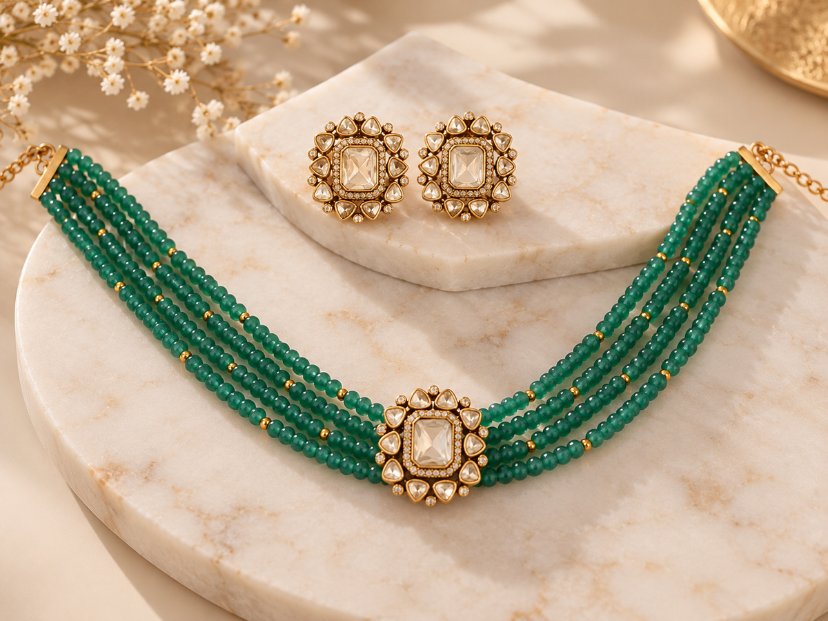 Emerald Polki Choker with Polki Studs