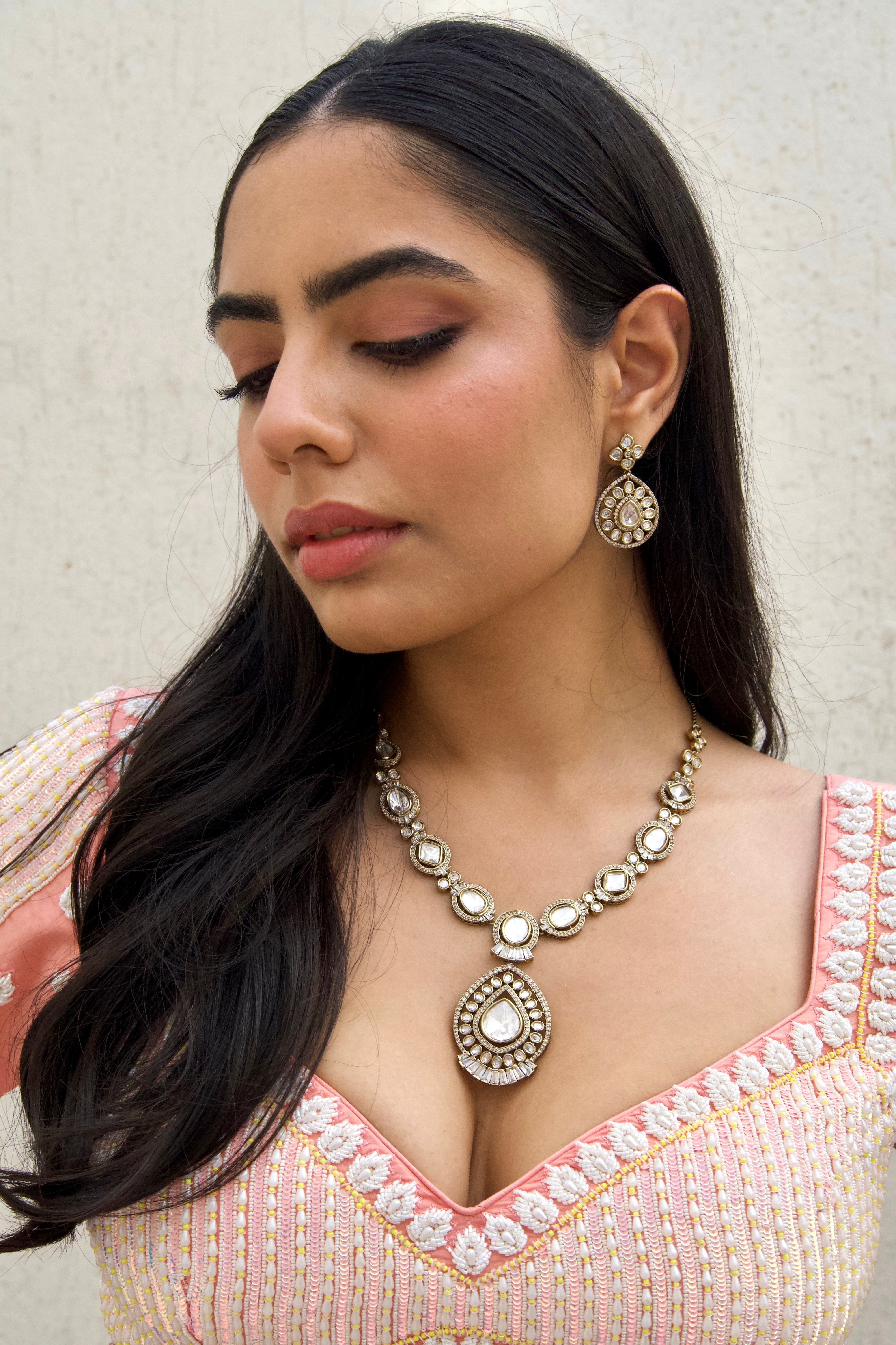 Contemporary polki set with maang tikka