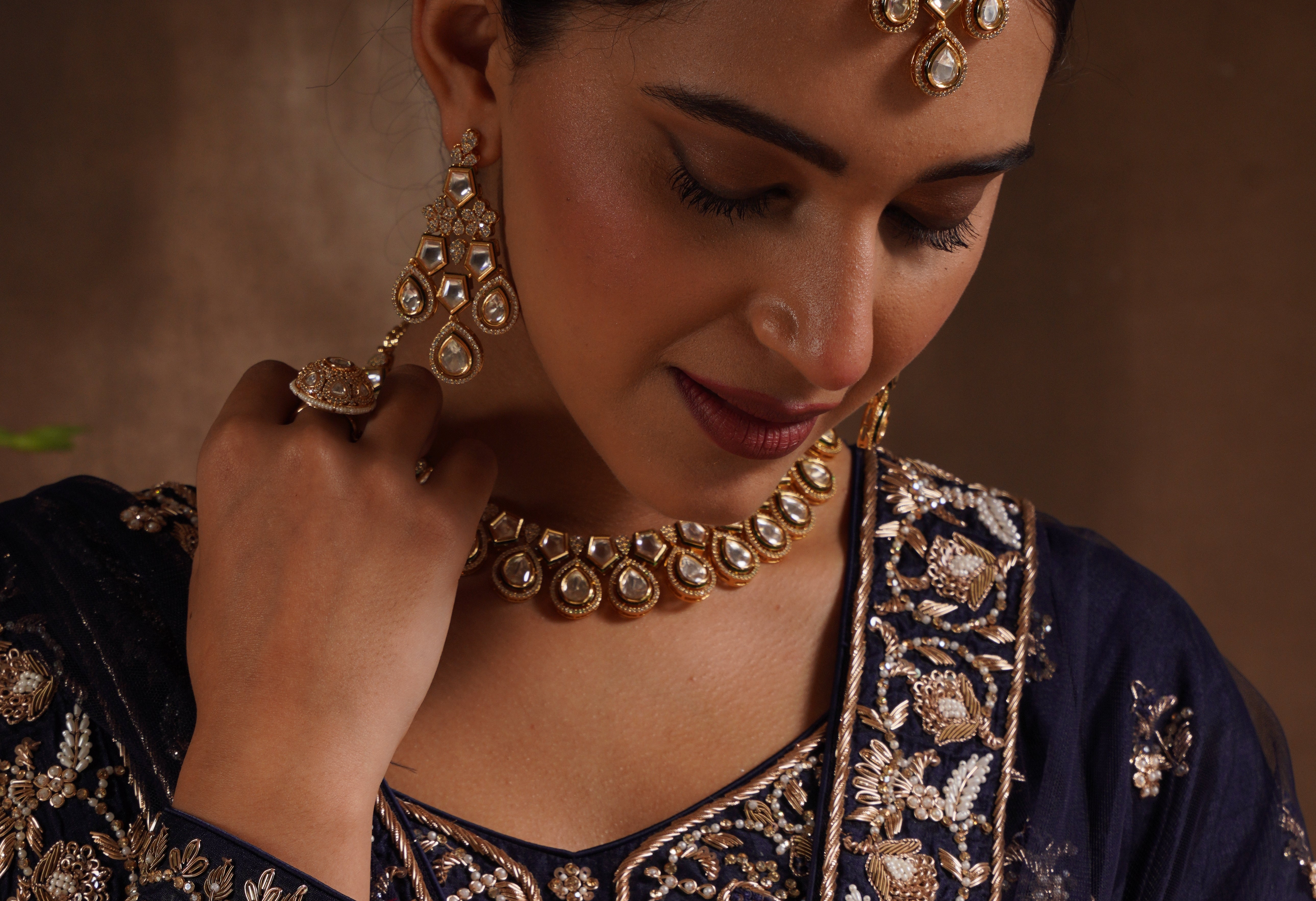 Suhala Polki Two Layer Set with Maangtikka