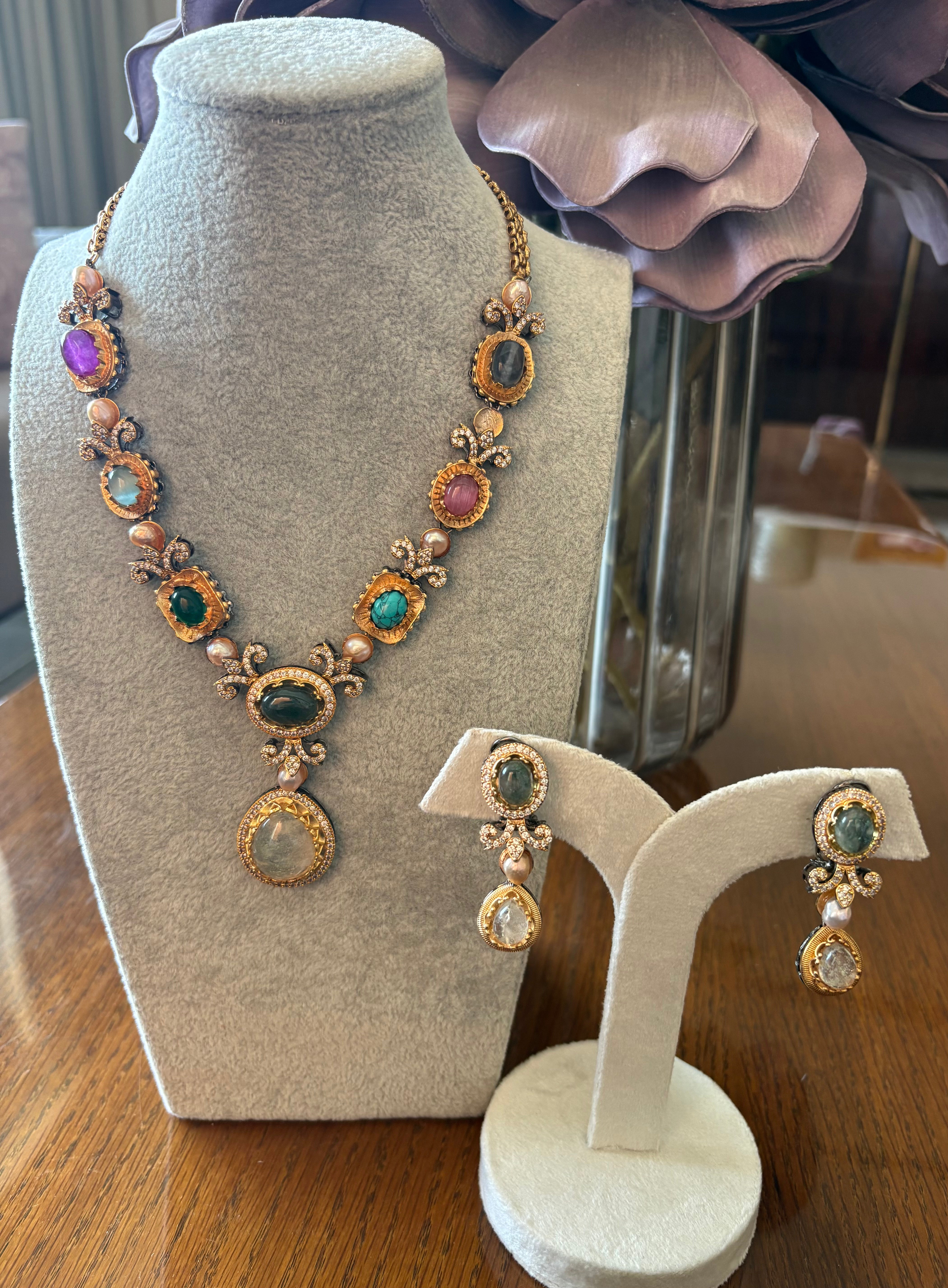 Victorian Multi colour set