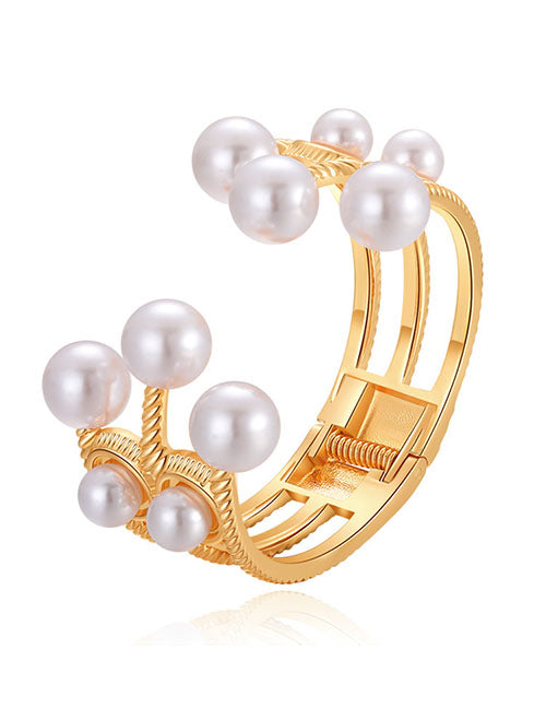 Pearl & Gold Clasp Bracelet