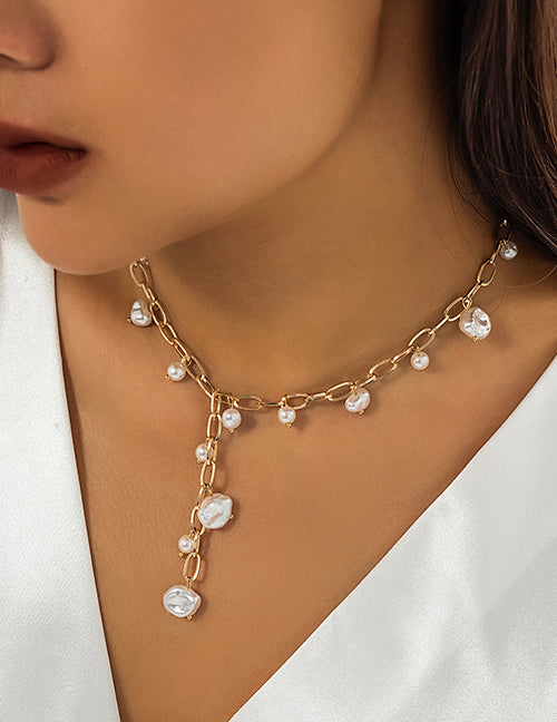 Pearl drop neckpiece