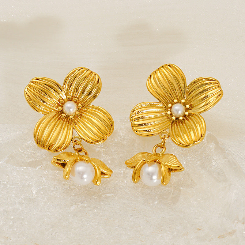 Flower pearl drop gold earrings