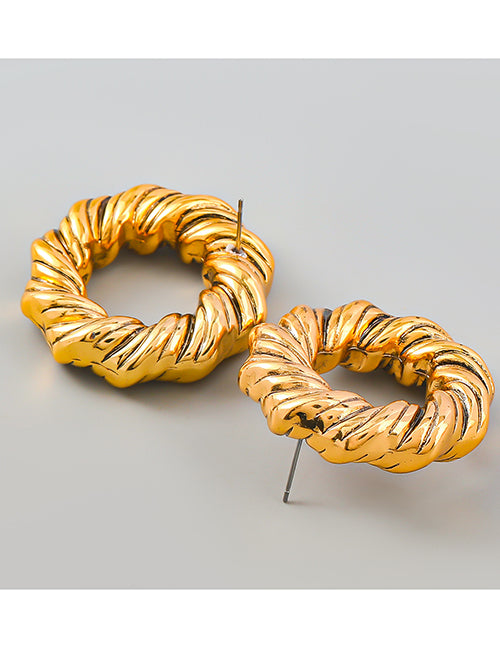 Round Gold Nura statement studs