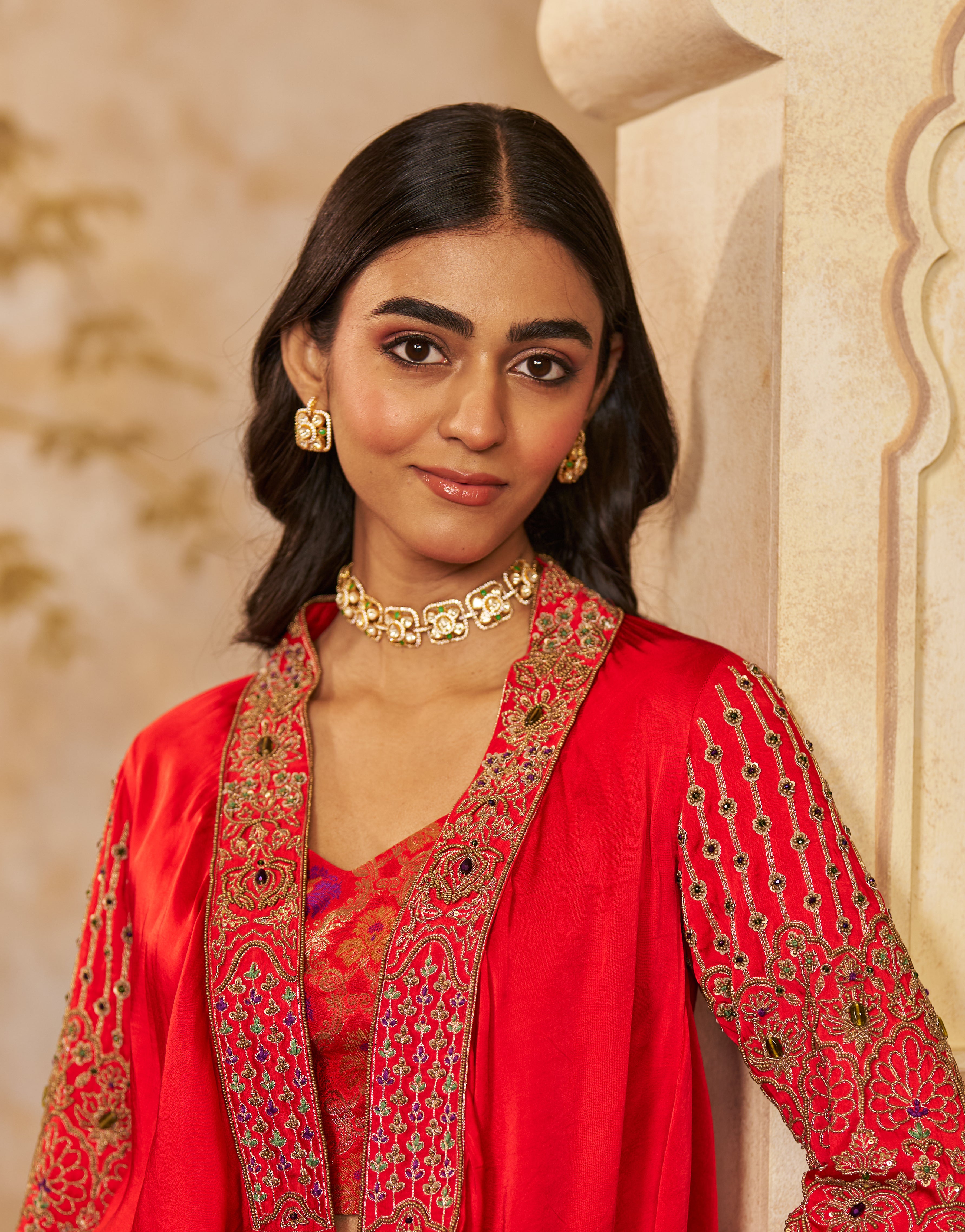 Polki choker set with emerald stone detail