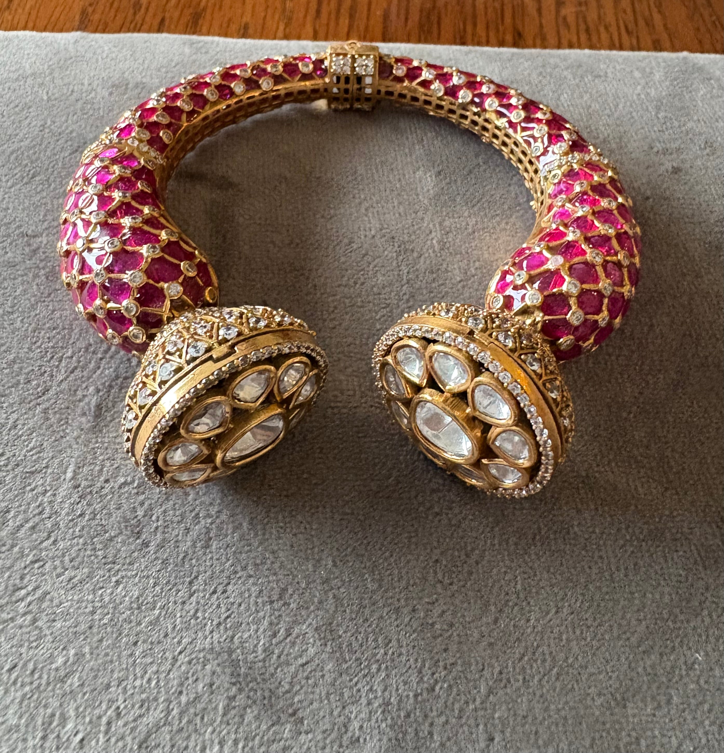 Handcrafted polki kada