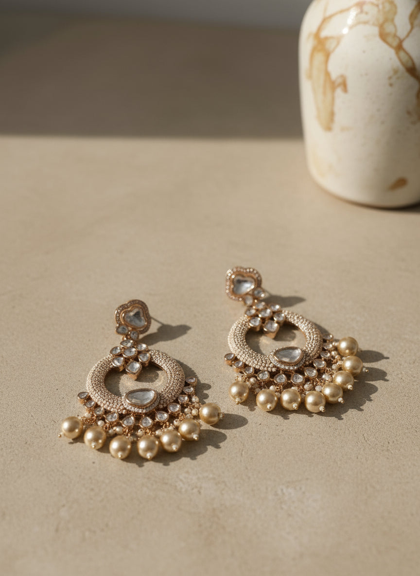 Pearl Kundan Chaandbalis