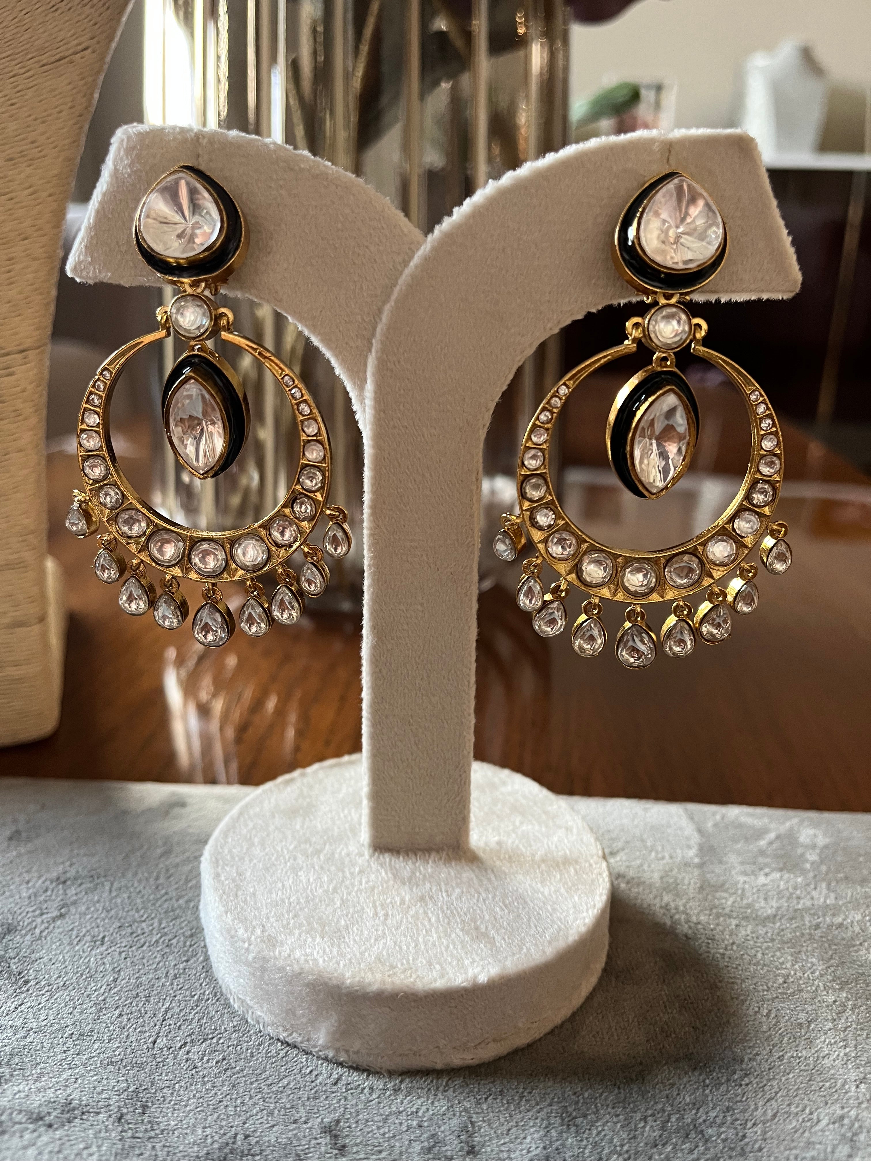 Ami Polki Black & Gold Chaandbalis