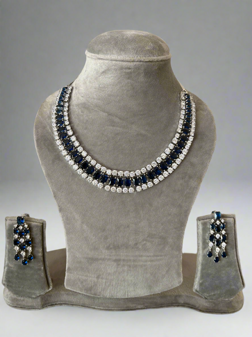 Sapphire blue zircon diamond set