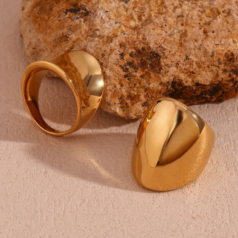 Statement Gold Ring Set