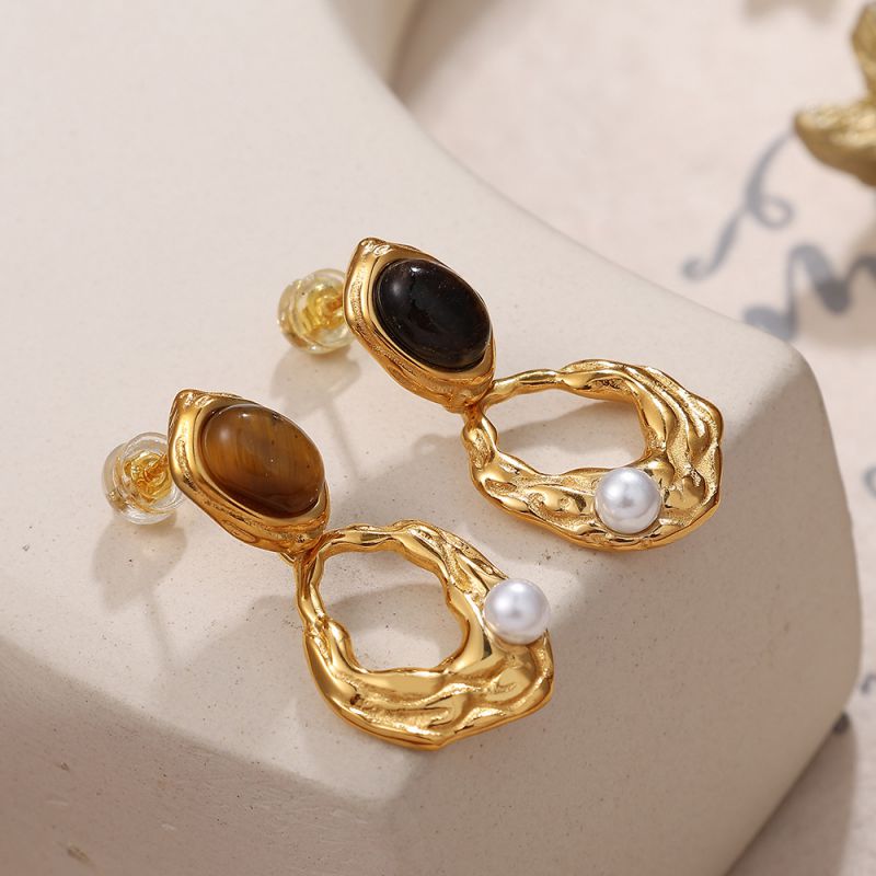 Gold plated dainty earrings
