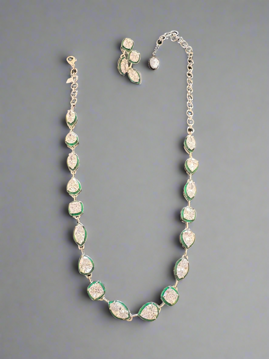Zirconia with green detailing set