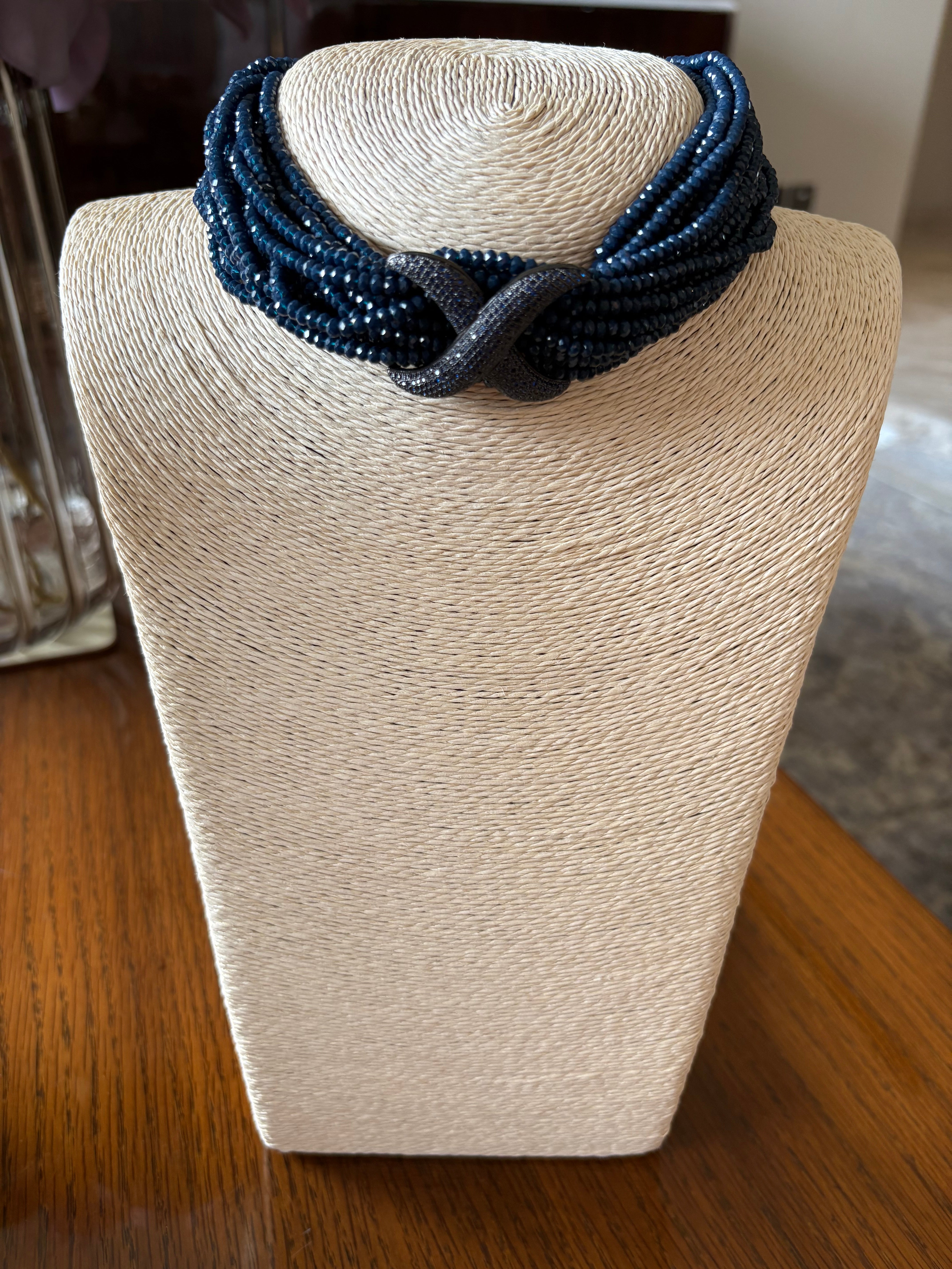 Kyra blue bead choker