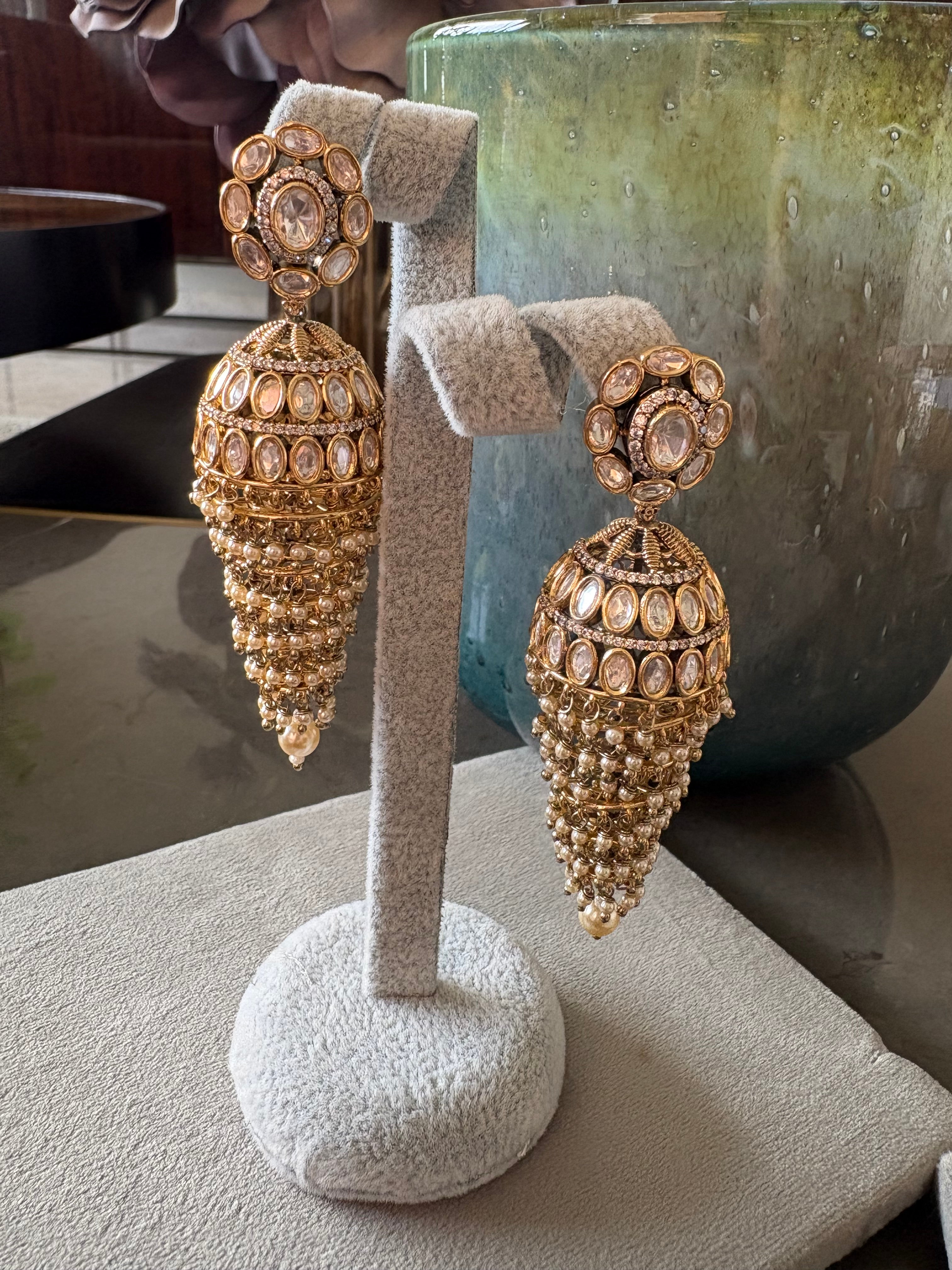 Vintage Gold Kundan Jhumkas