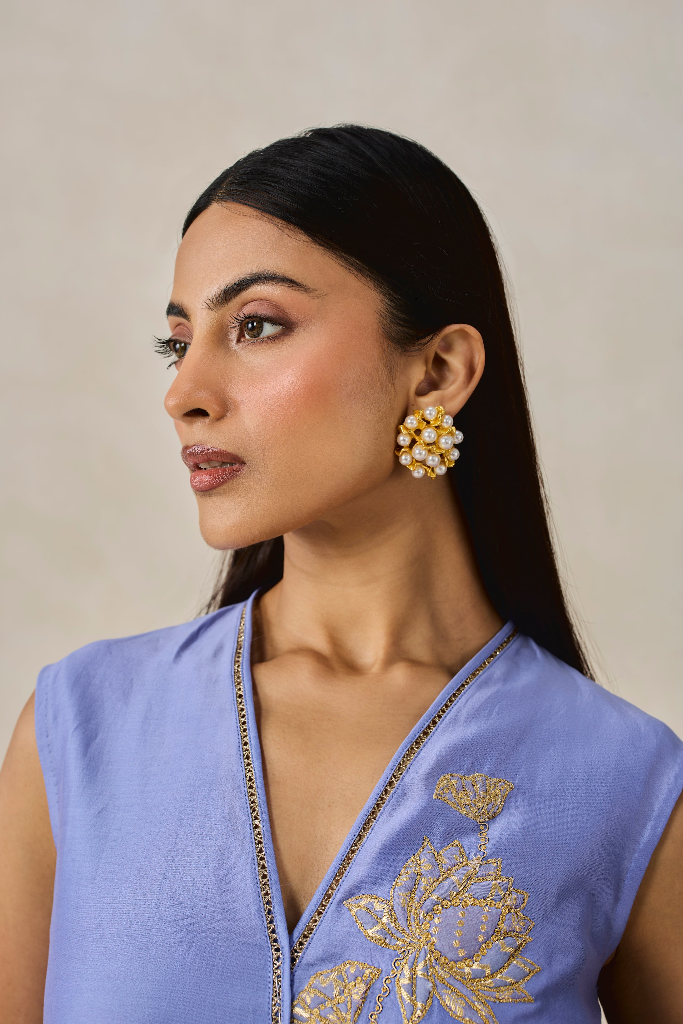 Aurum Pearl Studs
