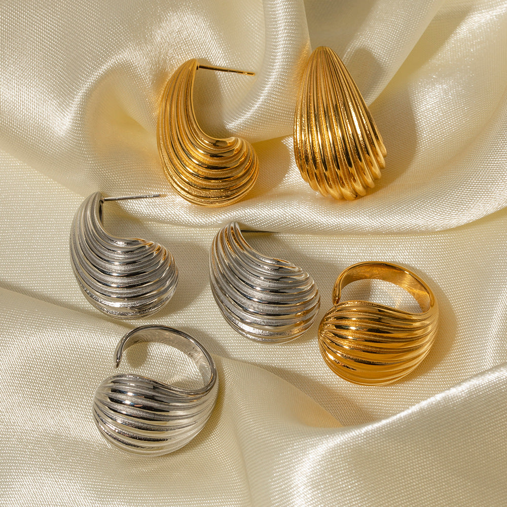 Gold Textured Earrings