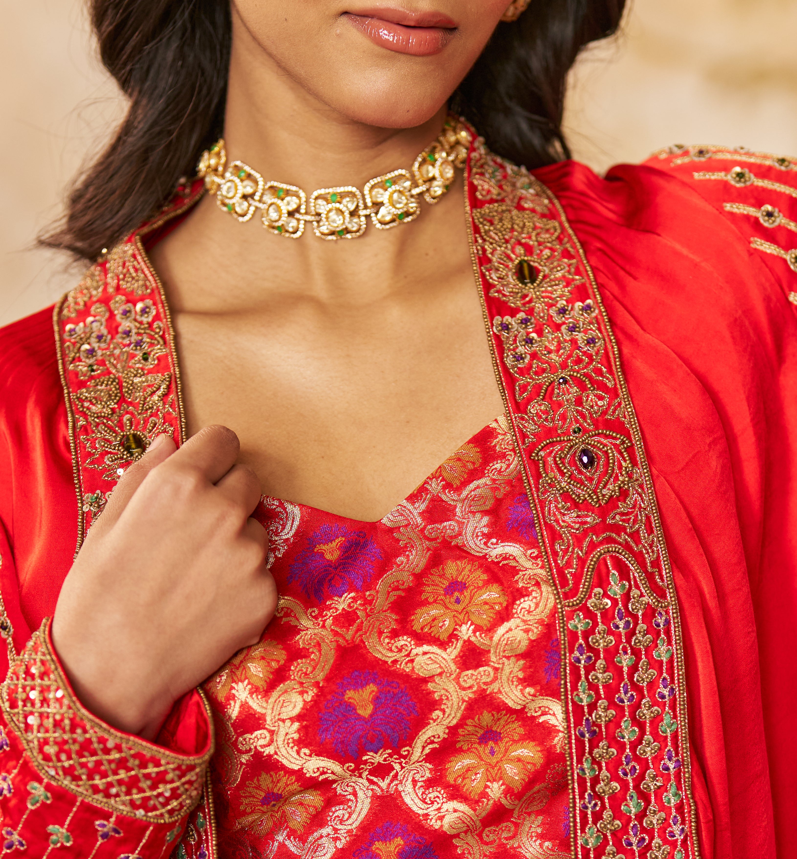 Polki choker set with emerald stone detail