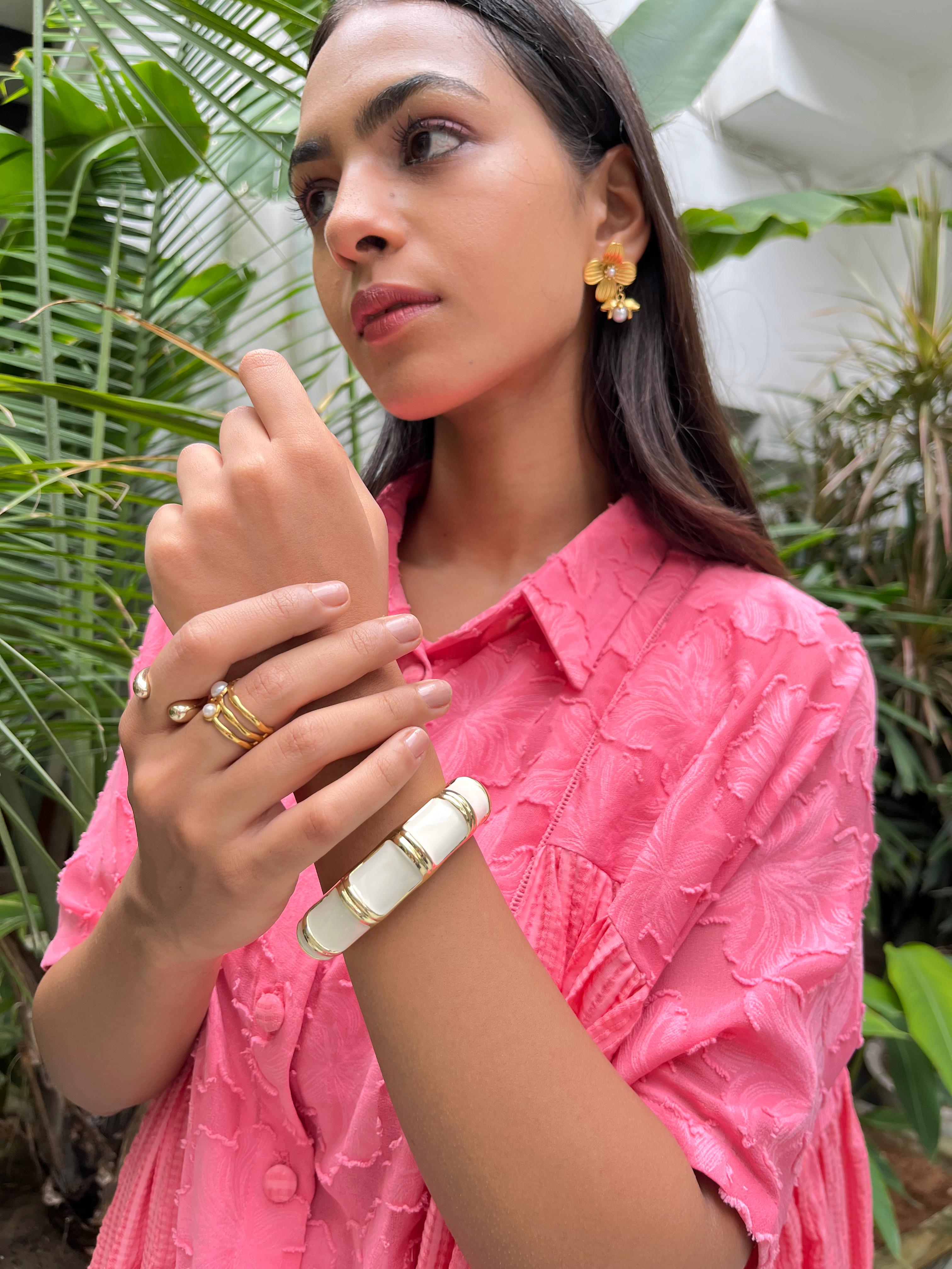 White gold plated bracelet